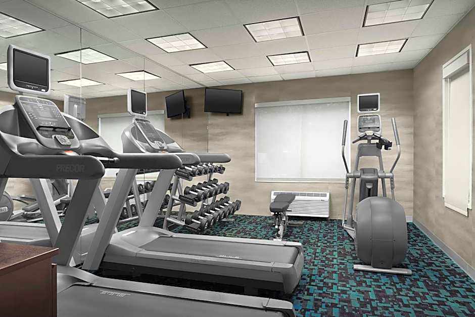 Fairfield Inn & Suites by Marriott Emporia I-95