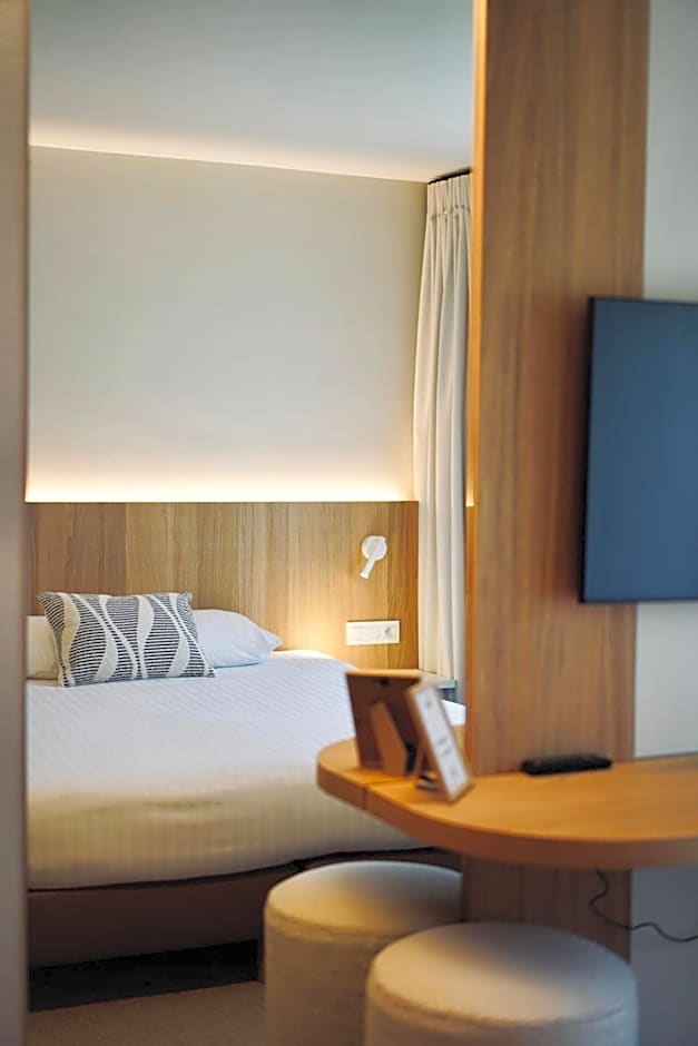 Hotel Sirius