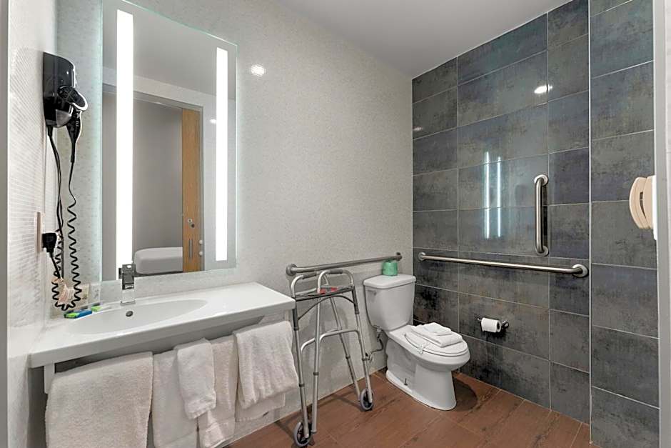 Quality Inn Philadelphia Center City