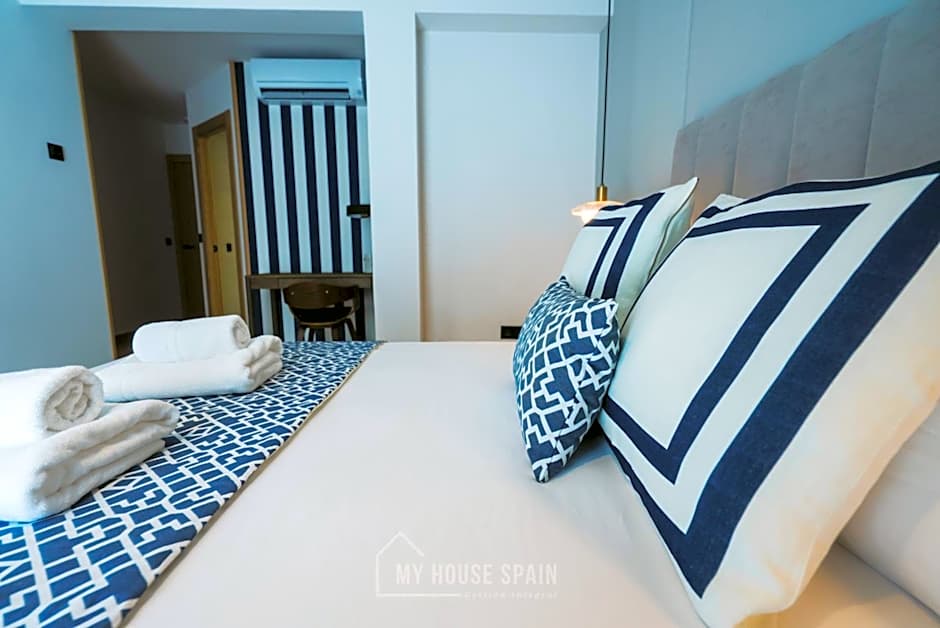 Hotel Central by MyHouseSpain