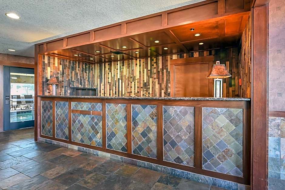 Kathryn Riverfront Inn, an Ascend Collection Hotel