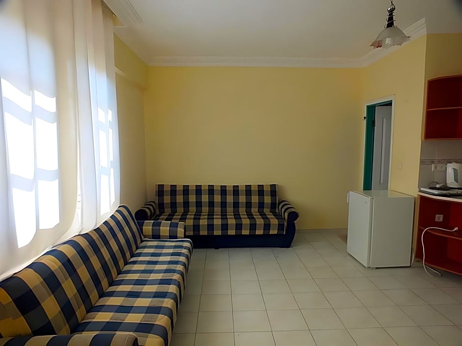 Everest Apart Hotel