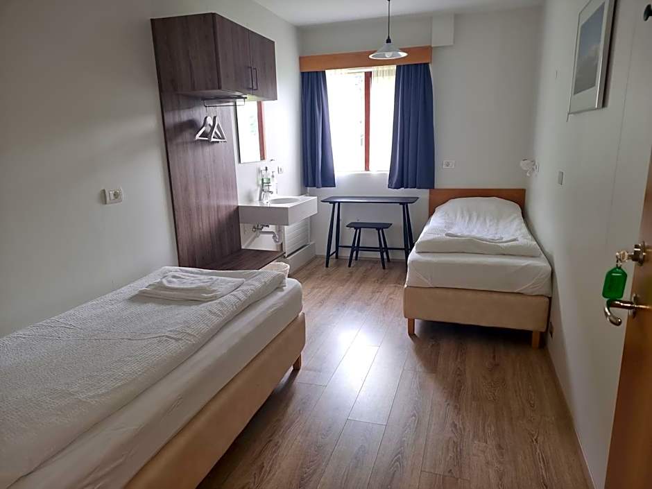 Litla-Hof Guesthouse