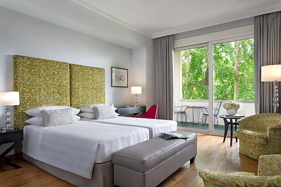 Sina Villa Medici, Autograph Collection by Marriott
