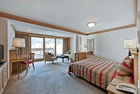 Junior Suite with Mountain View