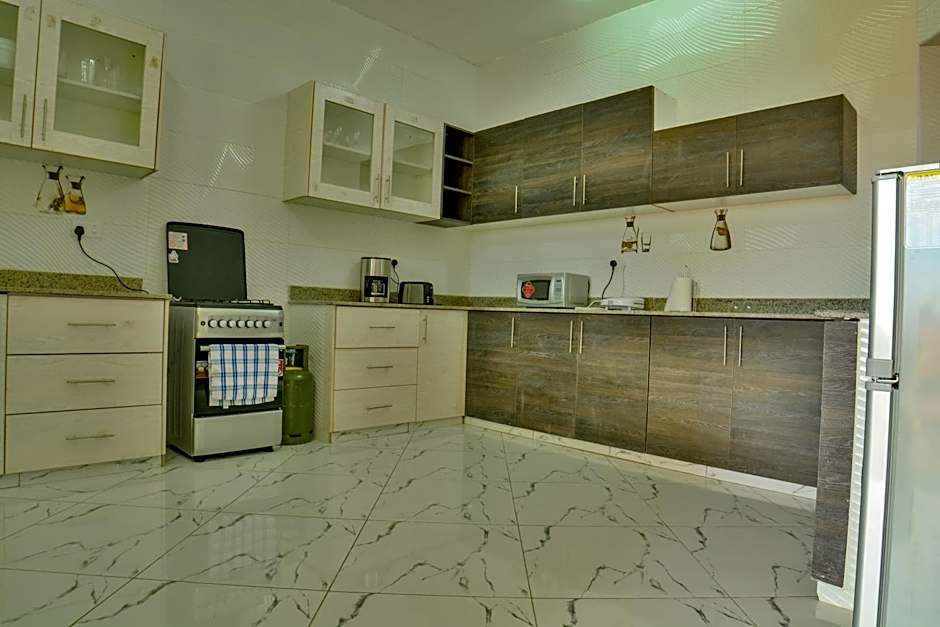 Fenns Cozy Apartment - Nyali