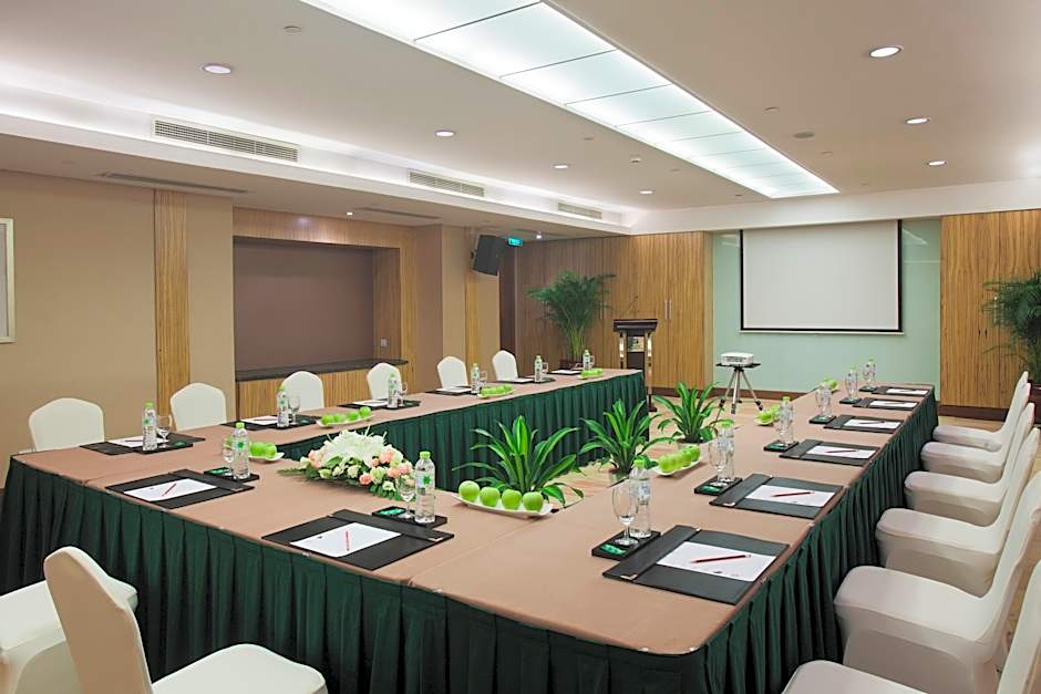 Holiday Inn Hangzhou City Center