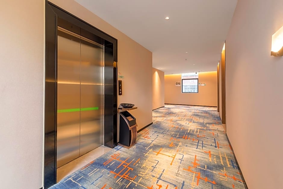 Echarm Hotel Zhaoqing Sihui Tianguangxu Jade City