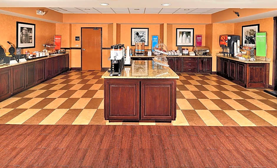 Hampton Inn By Hilton & Suites Fredericksburg