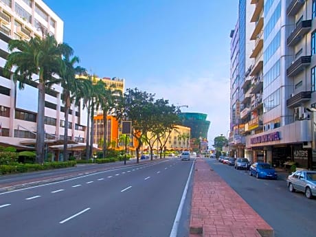Kinabalu Daya Hotel