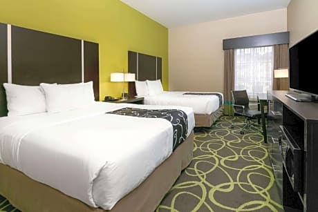 Queen Room with Two Queen Beds and Roll-In Shower - Mobility/Hearing Accessible - Non-Smoking