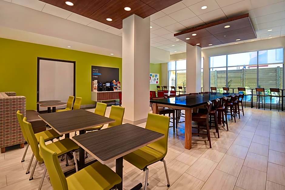 Holiday Inn Express And Suites Galveston Beach By IHG