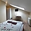 Happy Hotel