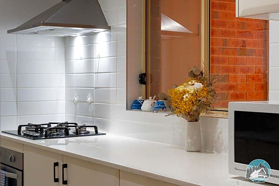 Aircabin - Seven Hills - Lovely - 3 Beds Townhouse