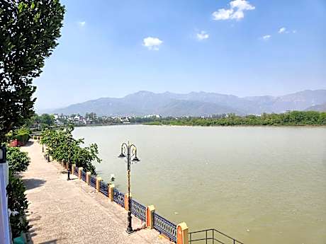 Hotel On Ganges (A River Side Property)
