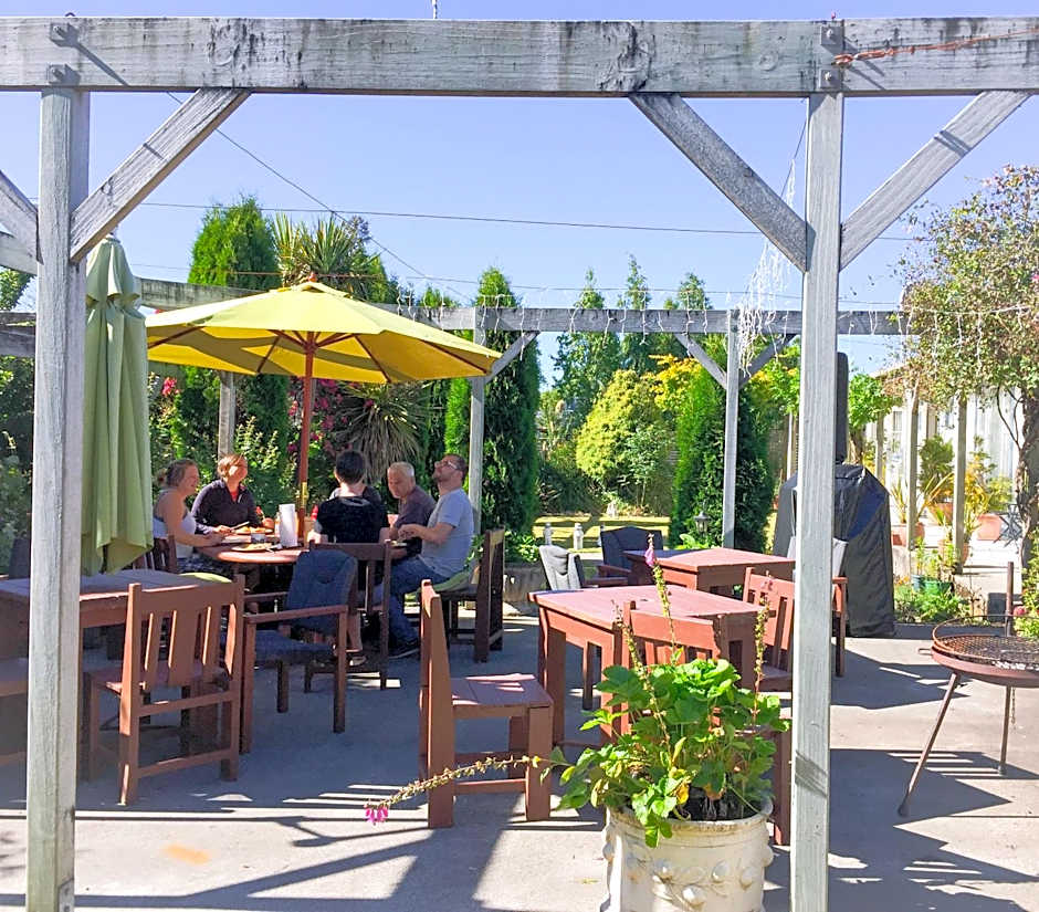 Tongariro Crossing Lodge