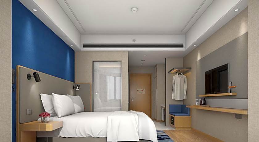 Holiday Inn Express Nanchang Bayi Square By IHG