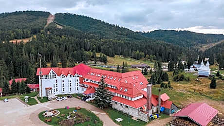Hotel Iadolina