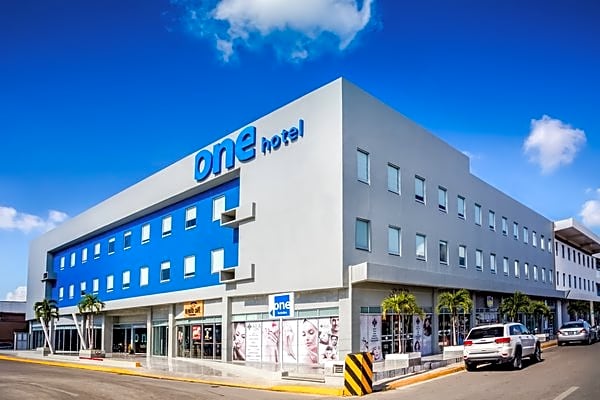 One Playa del Carmen