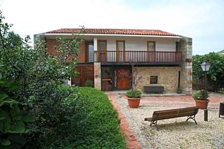 Posada Los Calderones