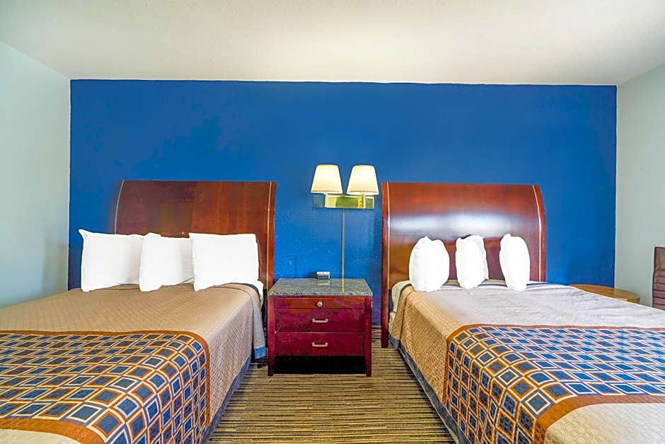 Budget Inn by OYO Frederick US-183