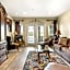 Lake Travis Stunning Waterfront, Sunset & Pool Views, Pet Friendly, Boat Ramp, Lago Vista, Texas