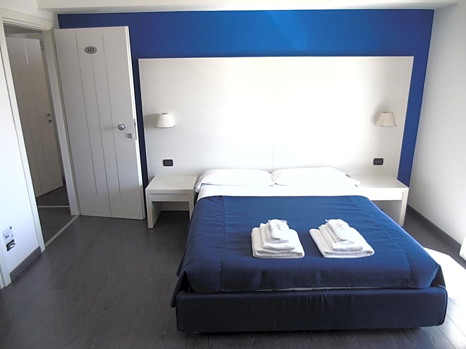Areté Luxury Room