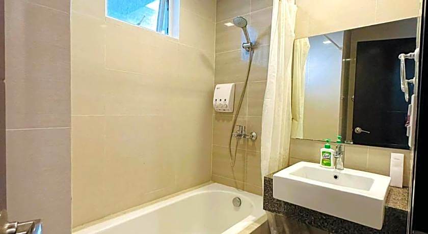 8 Newtown Boulevard by HiveRooms