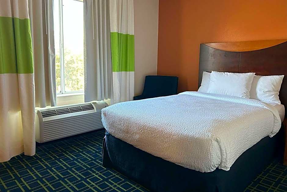 Country Inn & Suites by Radisson, Fayetteville I-95, NC