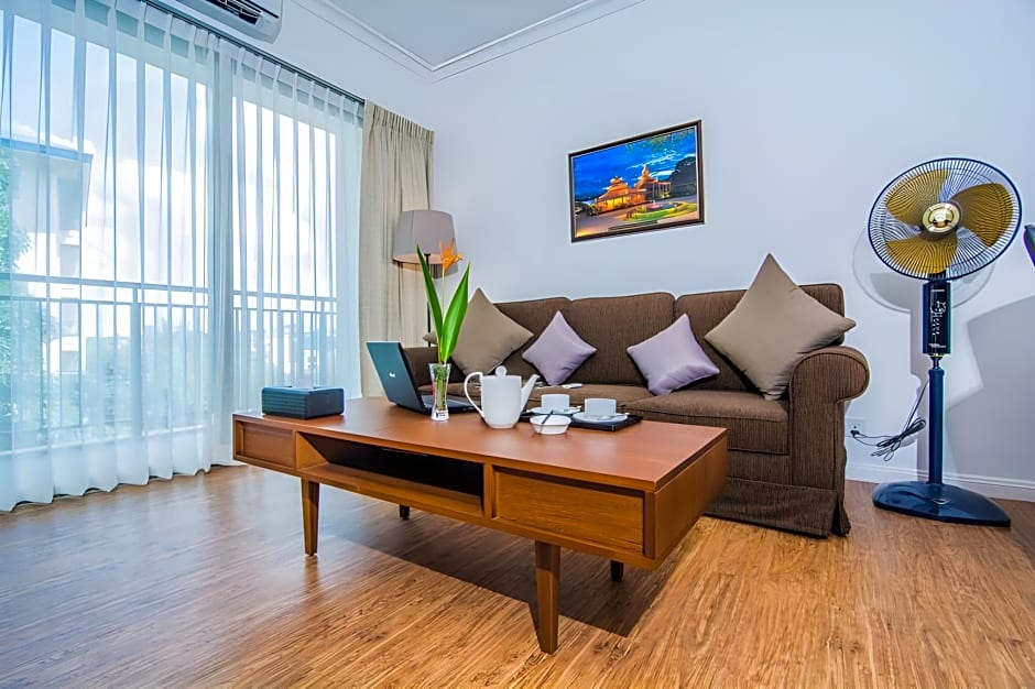 Sakura Residence & Hotel