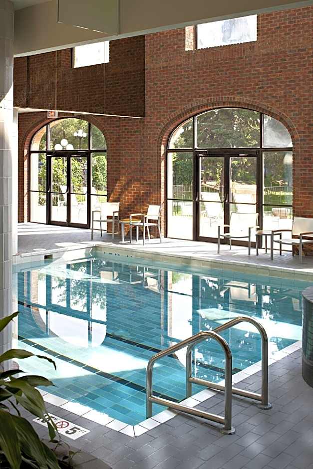 Delta Hotels Bessborough