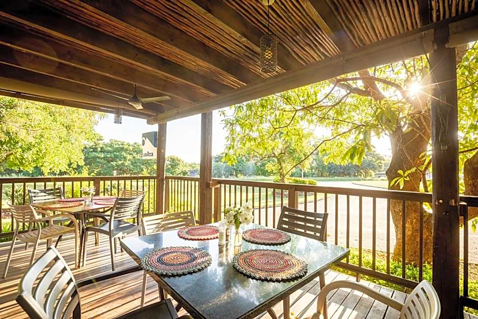 Hamiltons Lodge & Restaurant