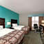 La Quinta Inn & Suites by Wyndham Knoxville East