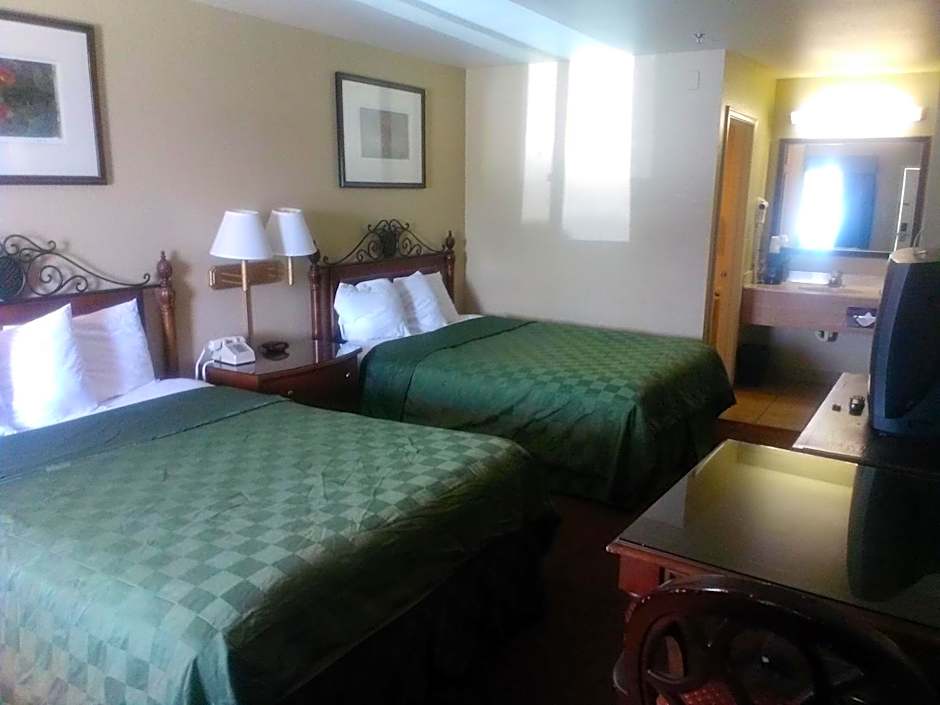 Days Inn by Wyndham Kingman East