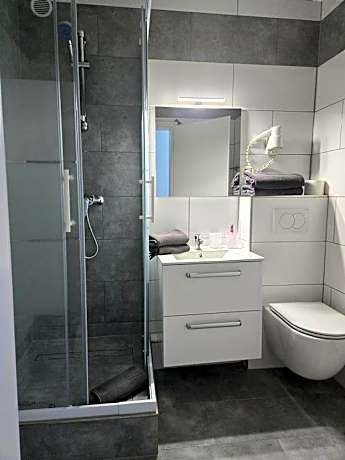 Single Room with Shower