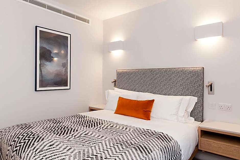 Rockwell East-Tower Bridge