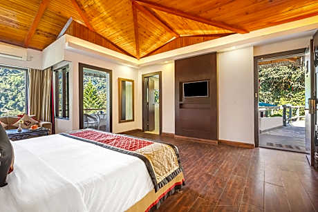 Garden View Premier Room with Balcony