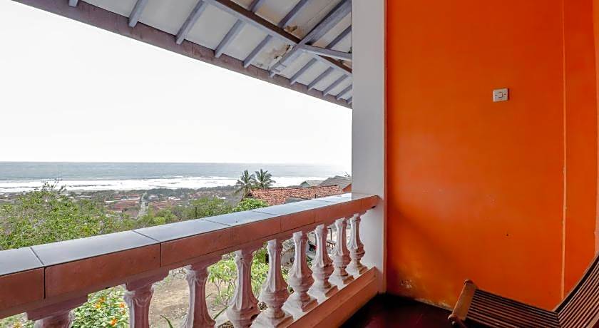 Adinda Beach Hotel and Villa