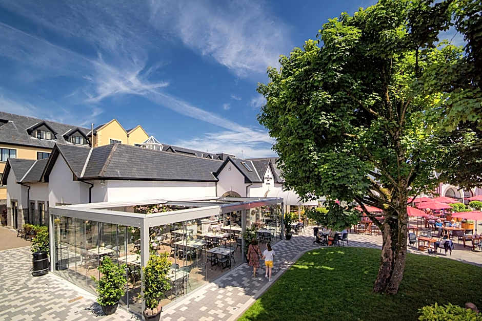 Castlecourt Hotel, Spa & Leisure