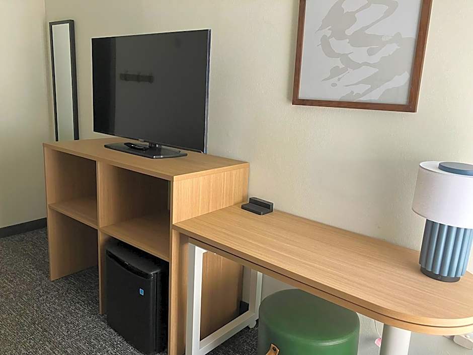 Spark by Hilton Clarks Summit