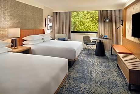 Traditional Queen Room with Two Queen Beds - Hearing Accessible