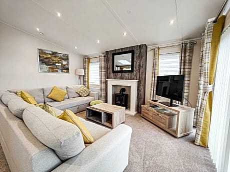 Apartment-Standard-Ensuite-Garden Lodge