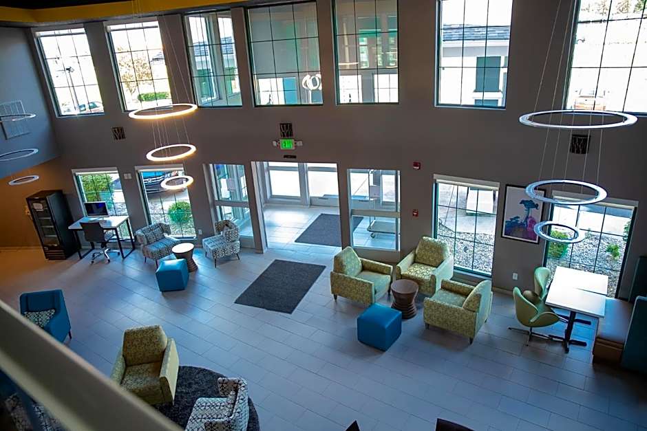 Clarion Pointe Indianapolis Airport