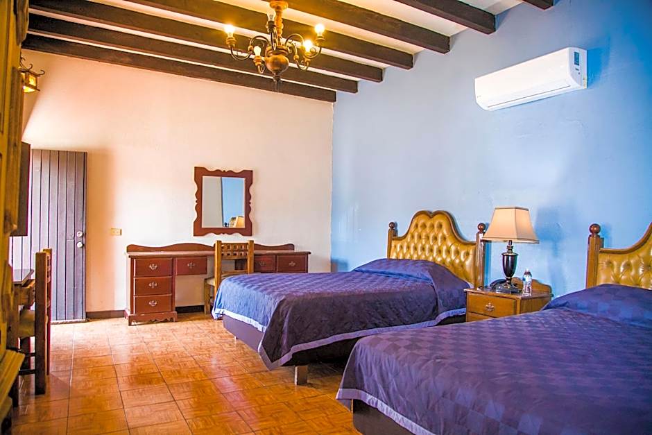 Hotel Cosmos Don Carlos