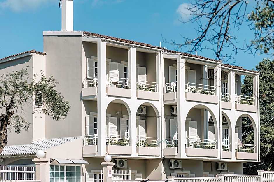 Pelithea Family Aparthotel