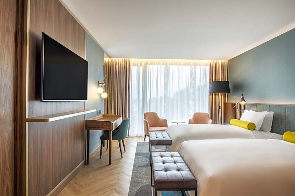 Renaissance Porto Lapa Hotel