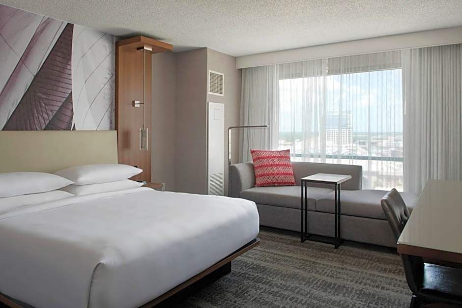 Photo 1 of 10 of 1 King Bed, Concierge Level