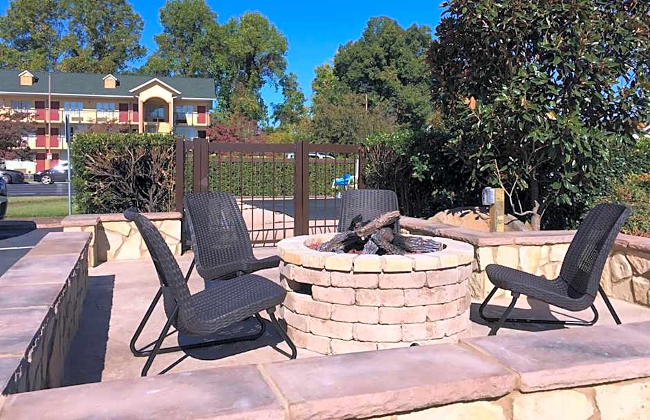 Baymont by Wyndham Sevierville Pigeon Forge