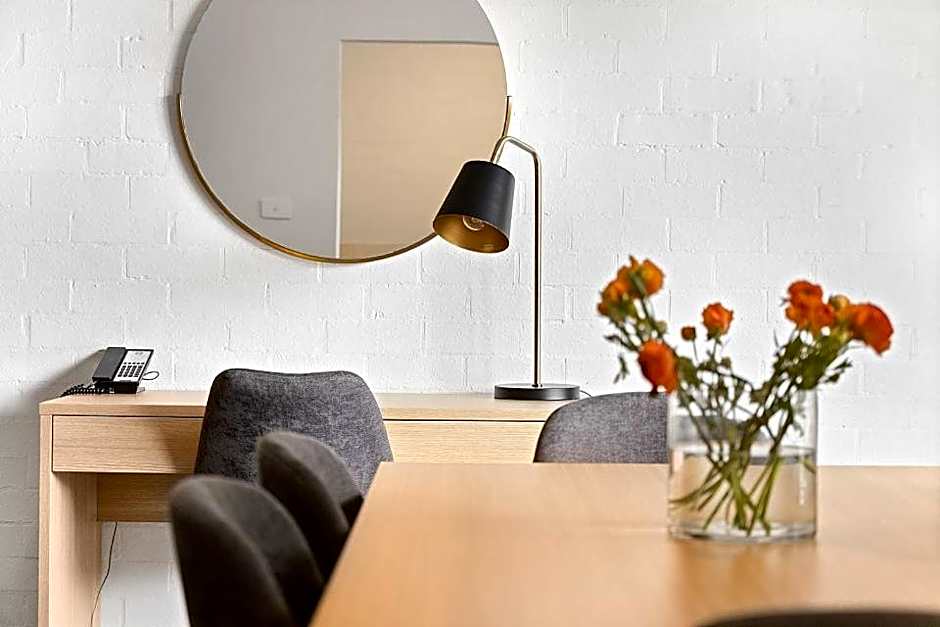 Oxley Court Serviced Apartments