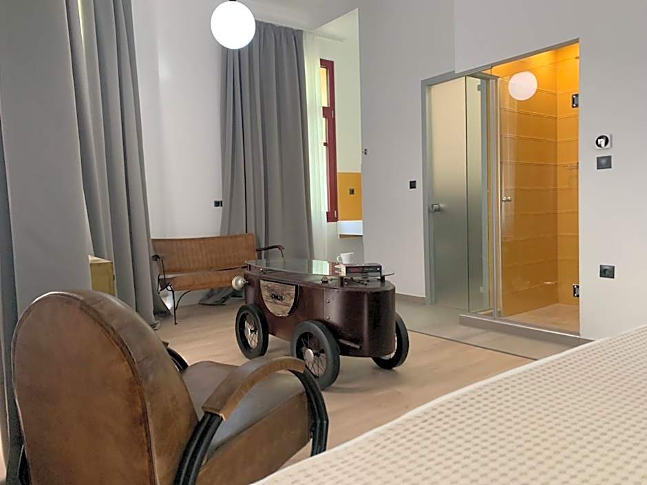 The Maroon Bottle Luxury Suites